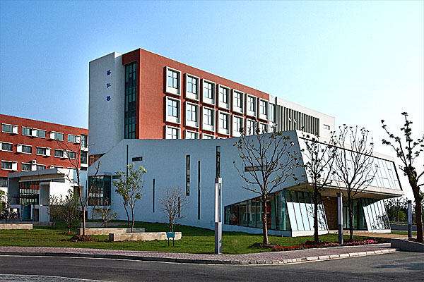 德瑞亞空壓機(jī)應(yīng)用于上海寶山工程科技園區(qū)，助力實(shí)業(yè)騰飛